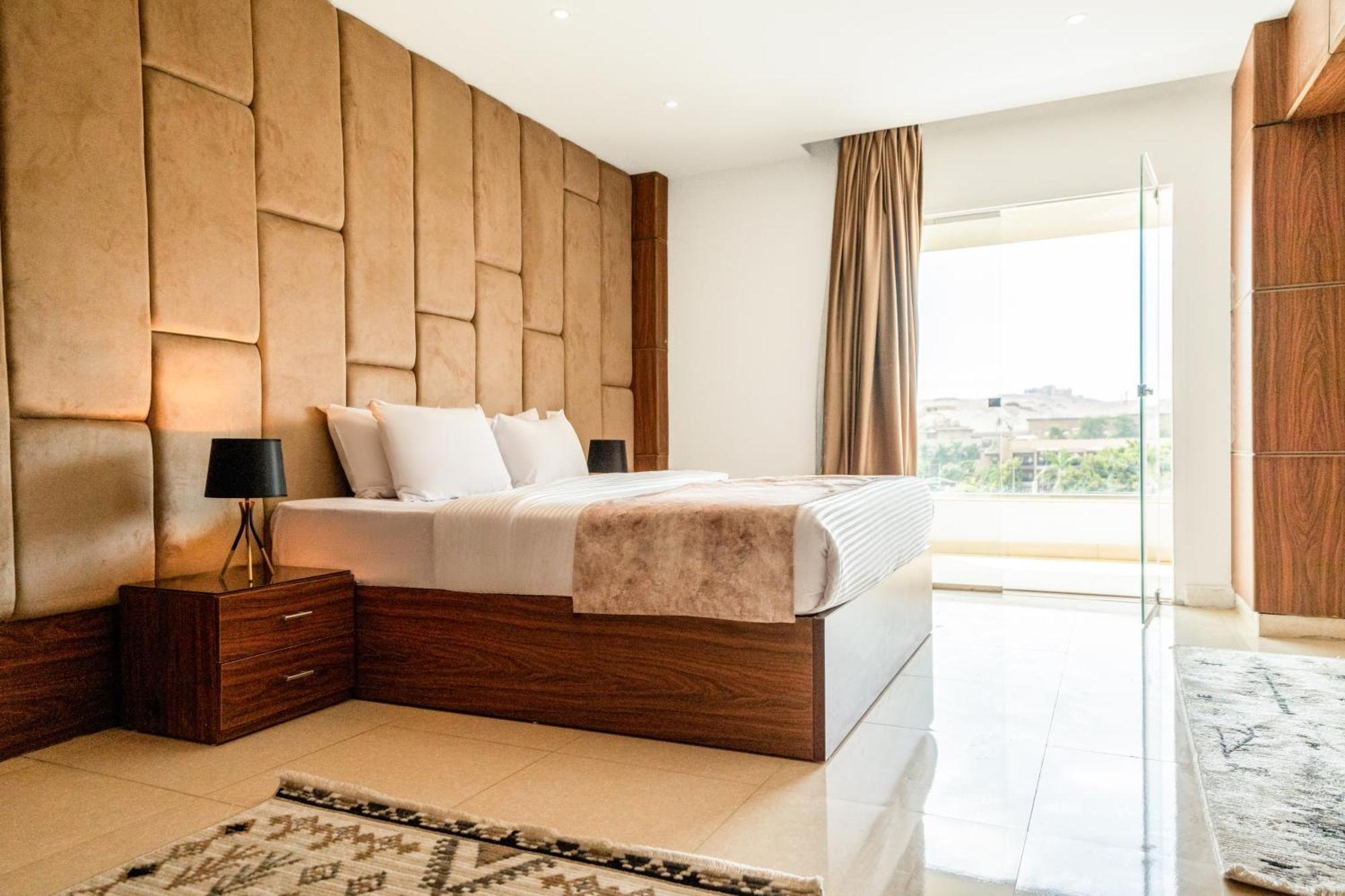 King Pyramids View Hotel Kafrat al Jabal ภายนอก รูปภาพ